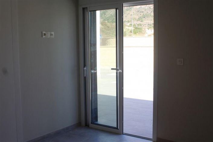 Image No.6-3 Bed Villa for sale