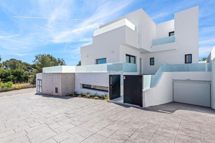 Image No.18-4 Bed Villa for sale