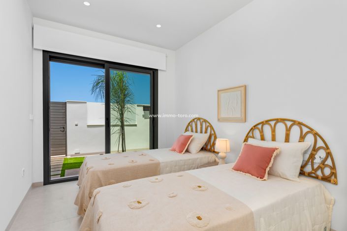 Image No.23-3 Bed Villa for sale