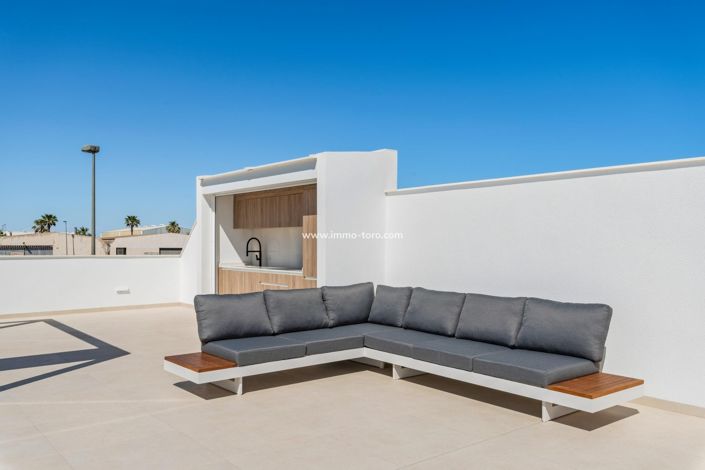 Image No.40-3 Bed Villa for sale