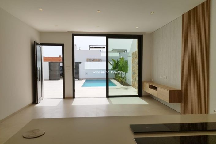 Image No.32-3 Bed Villa for sale