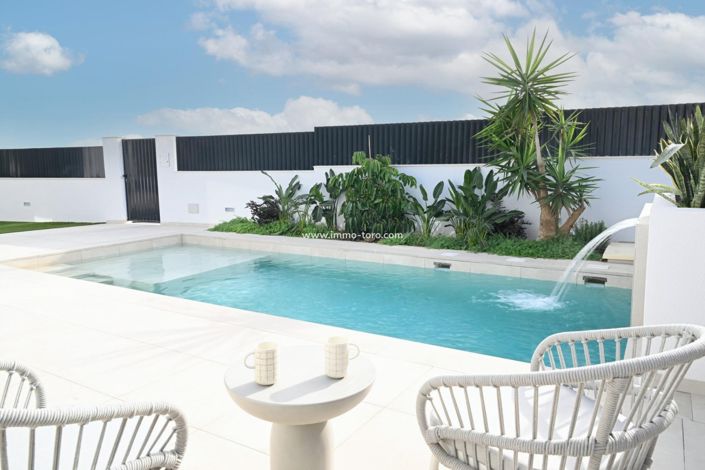 Image No.2-Villa de 3 chambres à vendre à Banos y Mendigo
