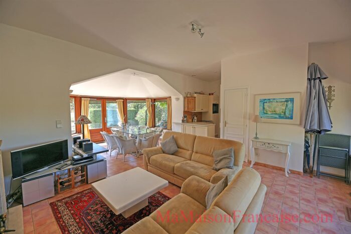 Image No.5-2 Bed Bungalow for sale