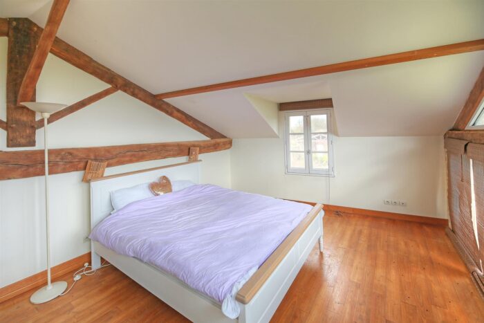 Image No.17-3 Bed House for sale