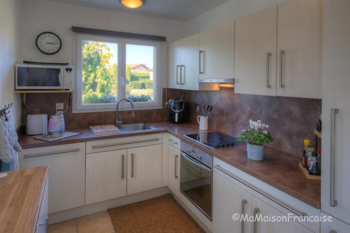Image No.15-3 Bed House for sale