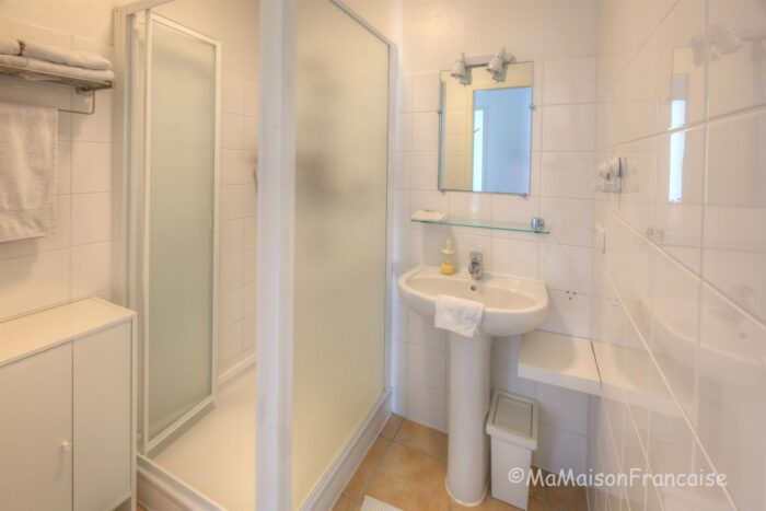Image No.22-3 Bed House for sale