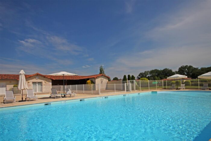 Image No.24-3 Bed House for sale