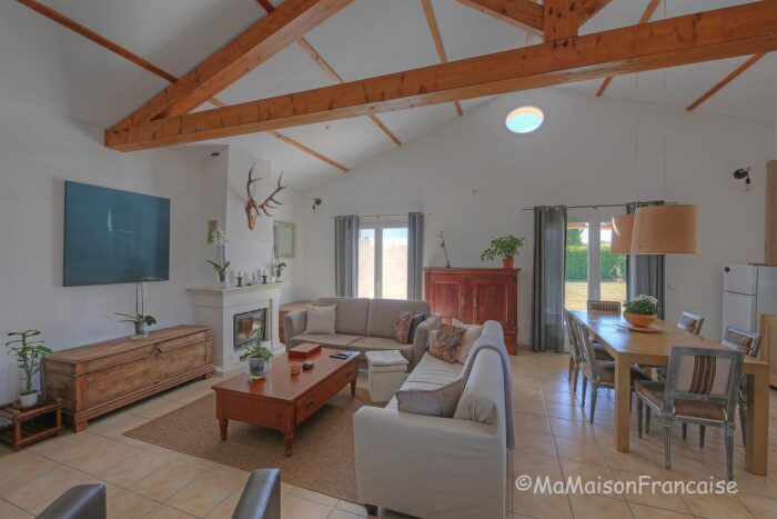 Image No.9-3 Bed House for sale