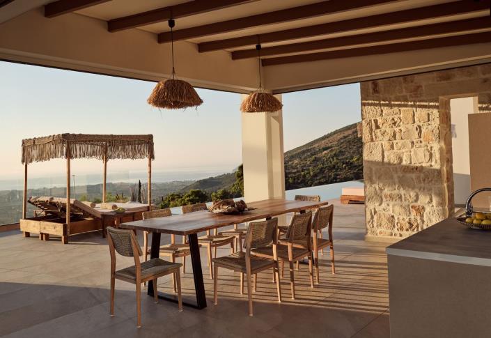 Image No.5-7 Bed Villa for sale