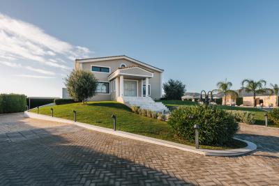 EXTERIOR--1-