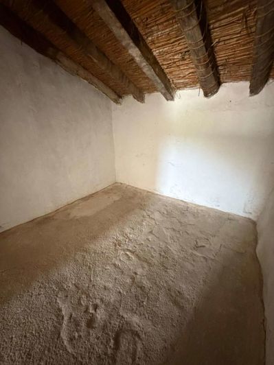 Image No.26-3 Bed Property for sale