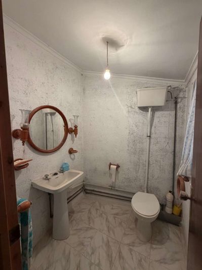 Image No.22-5 Bed Property for sale