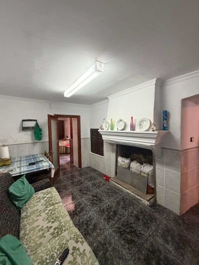 Image No.6-5 Bed Property for sale