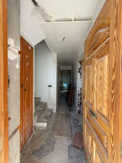 Image No.6-4 Bed Property for sale