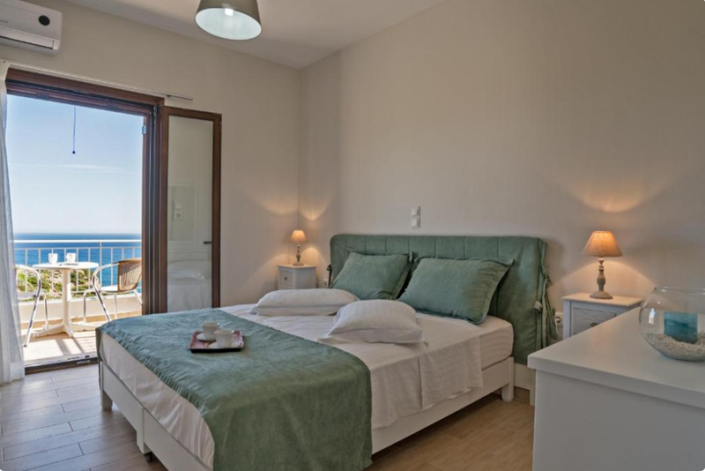 Image No.9-3 Bed Villa / Detached for sale