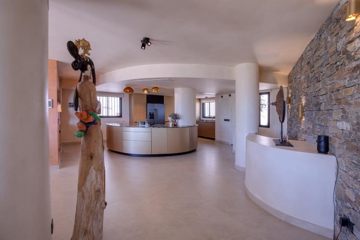 Image No.2-Chalet de 3 chambres à vendre à Marbella
