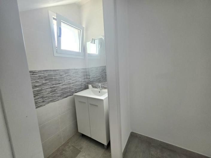Image No.15-2 Bed Villa for sale