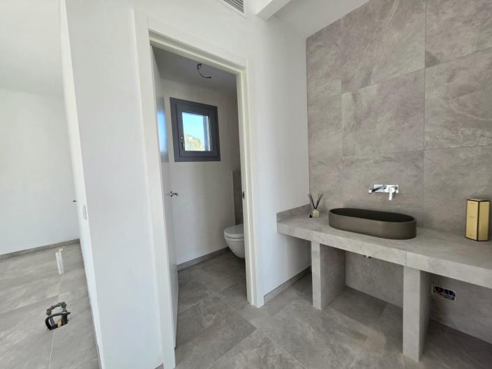 Image No.14-4 Bed Villa for sale