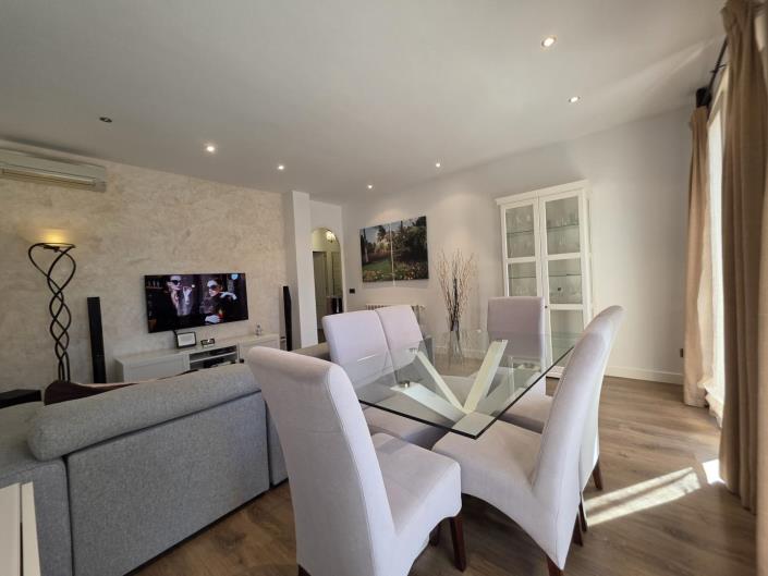 Image No.3-3 Bed Apartment for sale