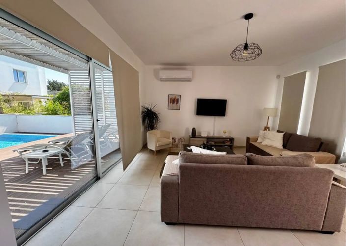 Image No.3-3 Bed Villa for sale