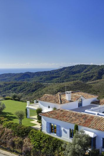 Image No.29-5 Bed Property for sale
