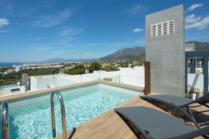 Image No.25-4 Bed Property for sale