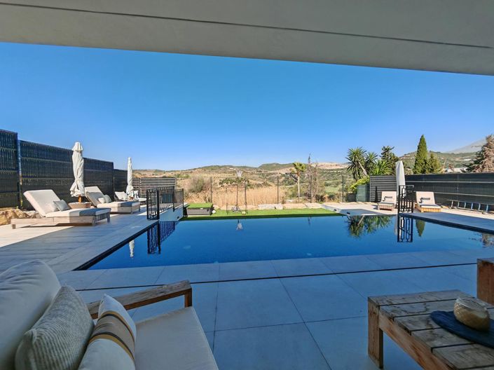 Image No.3-Propriété de 5 chambres à vendre à Estepona