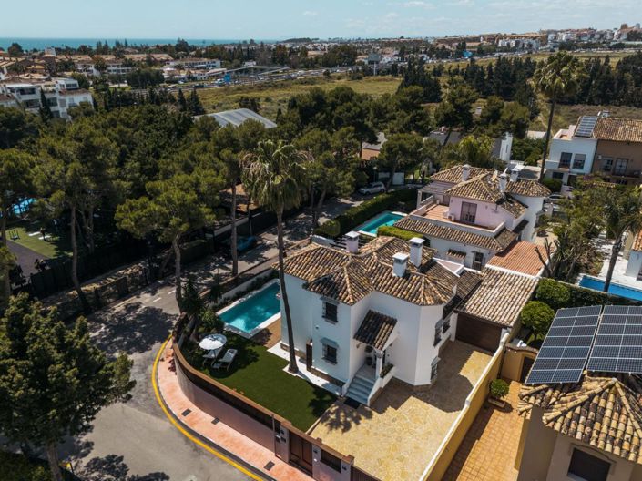 Image No.3-Propriété de 6 chambres à vendre à Marbella