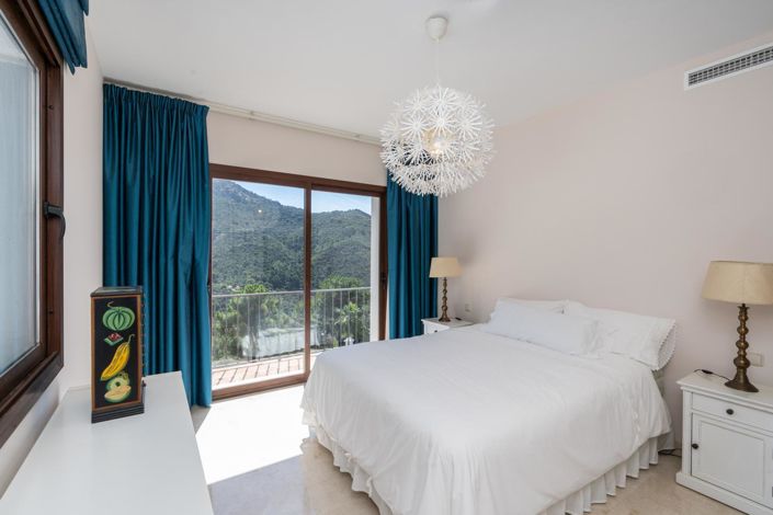 Image No.8-Propriété de 4 chambres à vendre à Benahavis