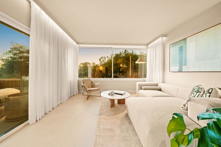 Image No.45-3 Bed Property for sale