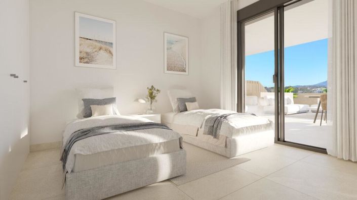 Image No.10-3 Bed Property for sale