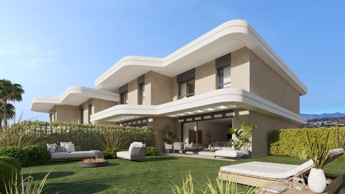 Image No.17-3 Bed Property for sale