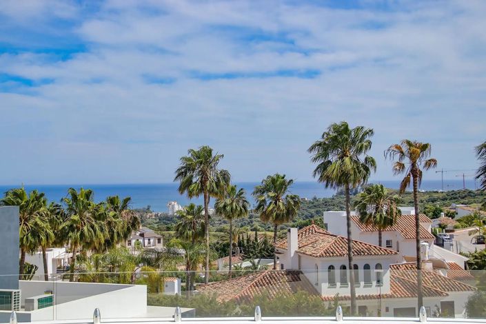 Image No.2-Propriété de 4 chambres à vendre à Estepona