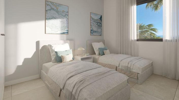 Image No.12-3 Bed Property for sale