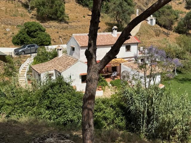 Image No.21-Propriété de 4 chambres à vendre à Casares