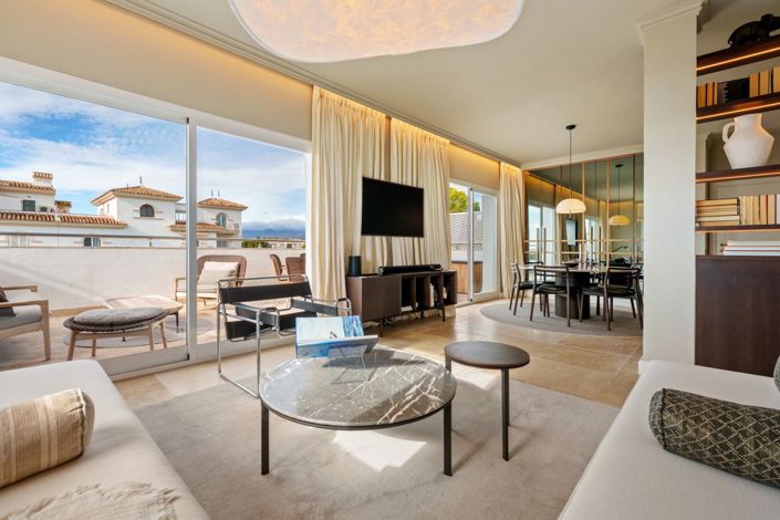 Image No.22-2 Bed Property for sale