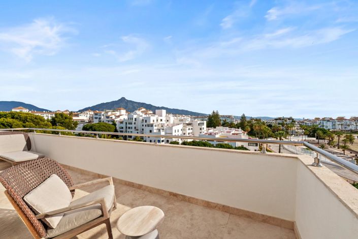 Image No.26-2 Bed Property for sale