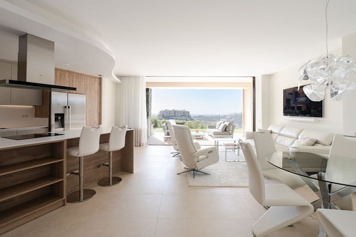 Image No.11-3 Bed Property for sale