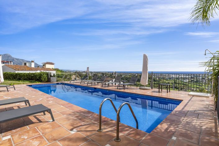 Image No.18-4 Bed Property for sale