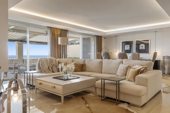 Image No.5-4 Bed Property for sale