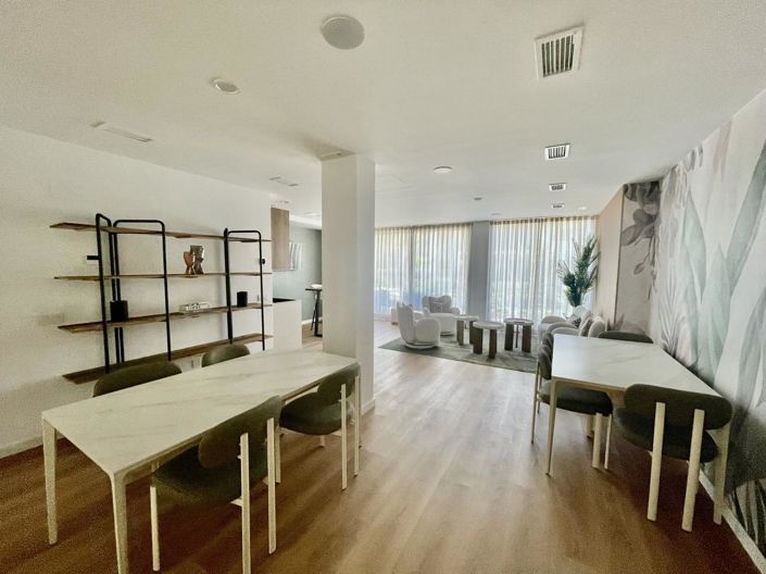 Image No.22-2 Bed Property for sale