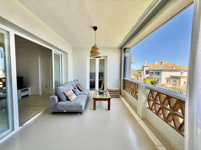 Image No.17-3 Bed Property for sale