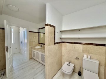 4270419-cf52717a