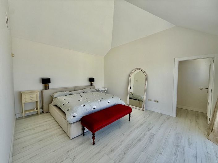 Image No.8-Propriété de 3 chambres à vendre à Casares