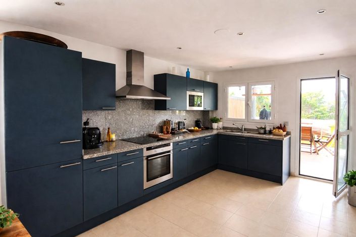Image No.4-3 Bed Property for sale