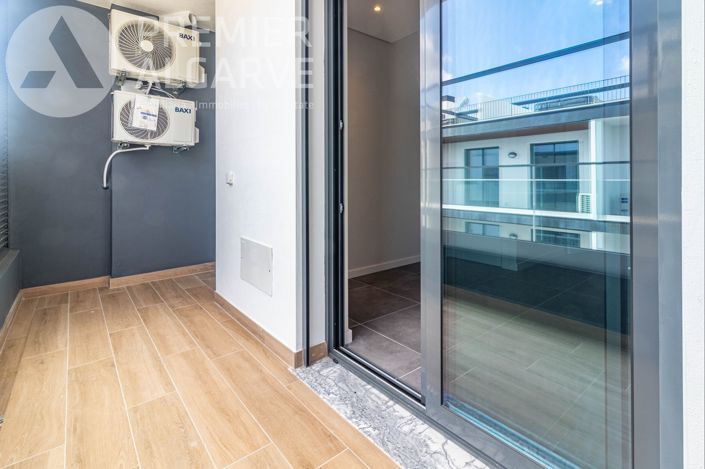 Image No.6-3 Bed Apartment for sale