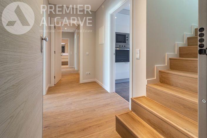 Image No.8-3 Bed Apartment for sale
