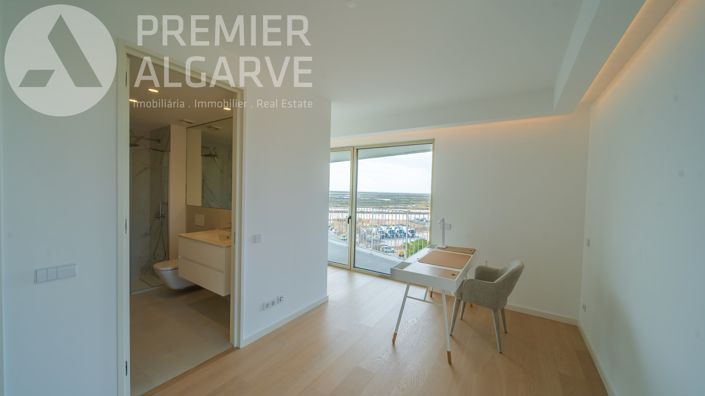 Image No.6-3 Bed Apartment for sale