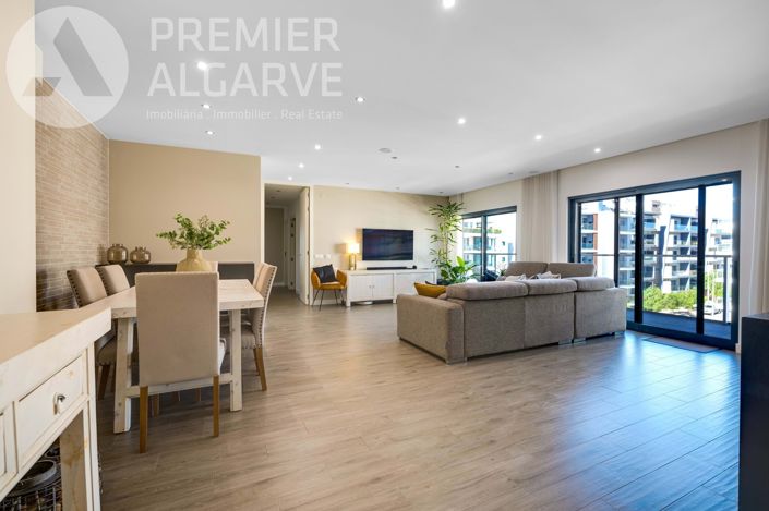 Image No.3-3 Bed Apartment for sale