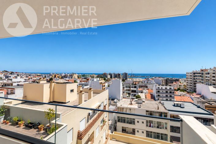Image No.18-3 Bed Apartment for sale